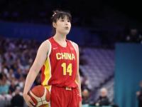 开云体育电脑版-关于李月汝11分9板创赛季新高，助飞翼险胜太阳的信息