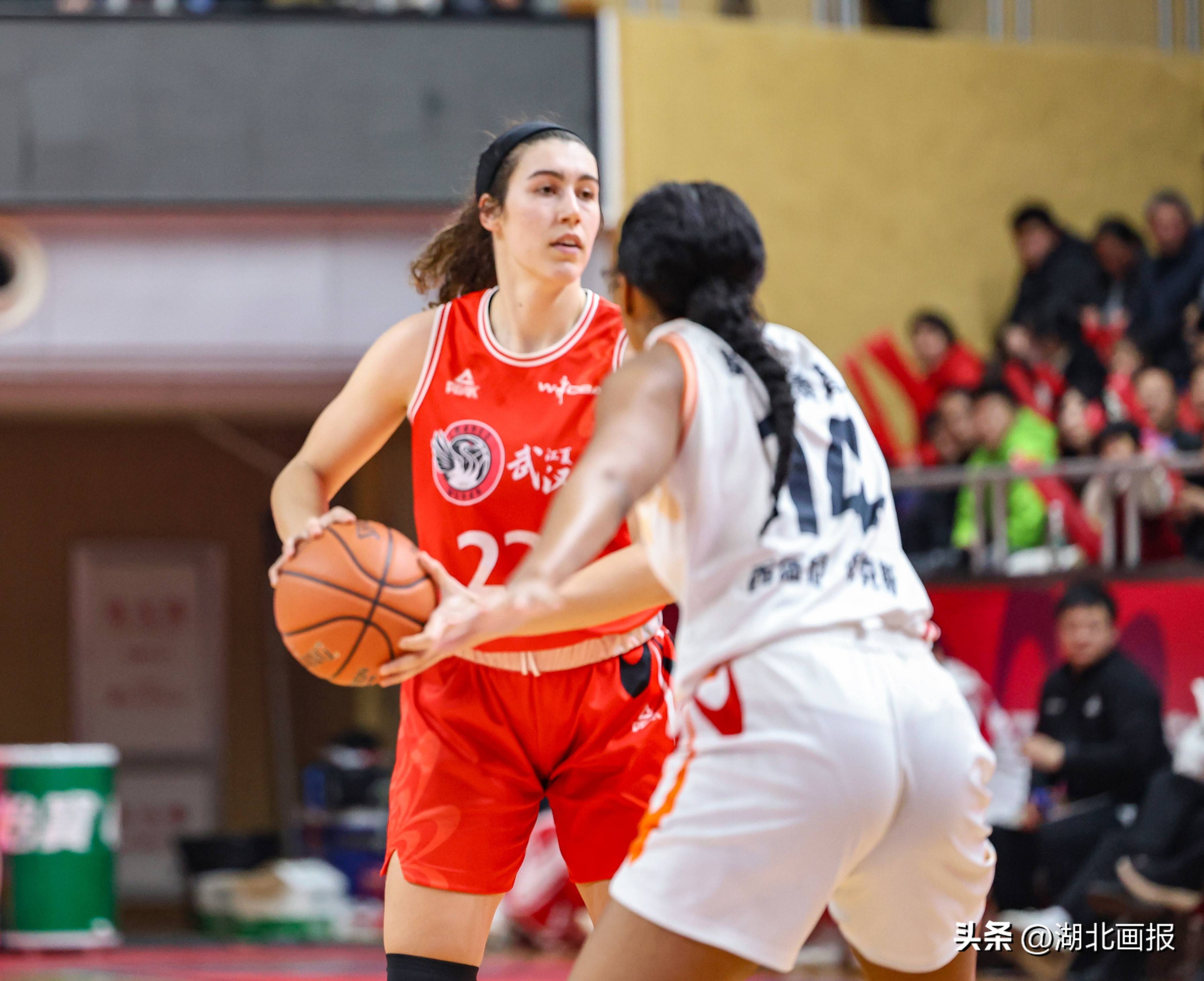 黄石女足蓄势待发!挑战赛场勇夺鼎盛